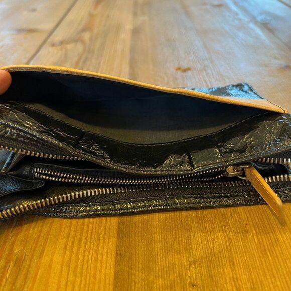 See by Chloe Black and Tan Leather Wristlet - Picture 8 of 13